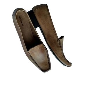 Nativa Women’s Brown Square Toe Leather Loafer Size 36